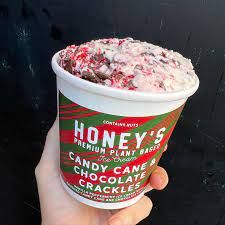 HONEY'S PREMIUM VEGAN ICE CREAM CANDY CANE WITH CHOCOLATE CRACKLES